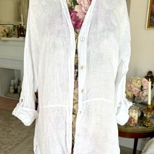 White Button-Up Linen Shirt L